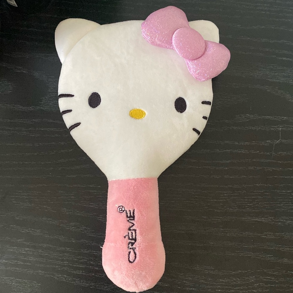 HELLO KITTY MIRROR😍🩷